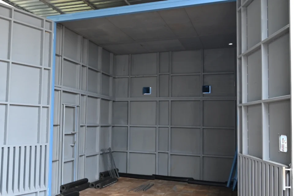 Industrial Blast Room